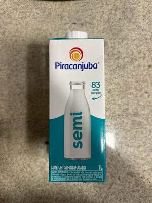 Leite Semidesnatado 1L — Piracanjuba